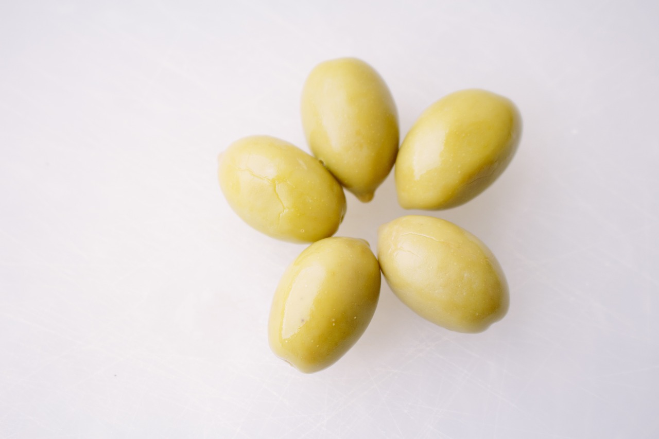 entdecken sie die welt der speiseöle: wir vergleichen verschiedene kochöle, ihre gesundheitlichen vorteile und einsatzmöglichkeiten in der küche. finden sie das perfekte öl für ihre rezepte und erfahren sie, worauf sie beim kauf achten sollten.